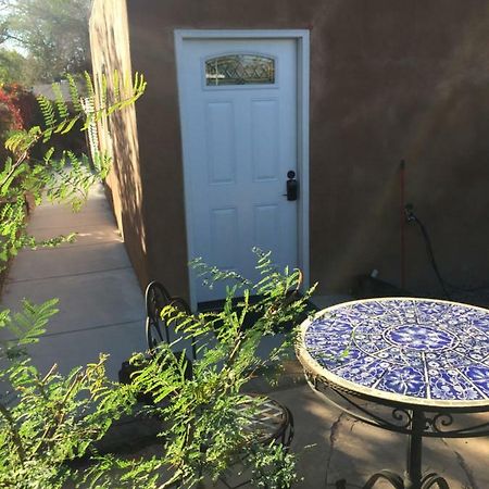 The Upper Room At Casa1022 Compound Albuquerque Exterior foto