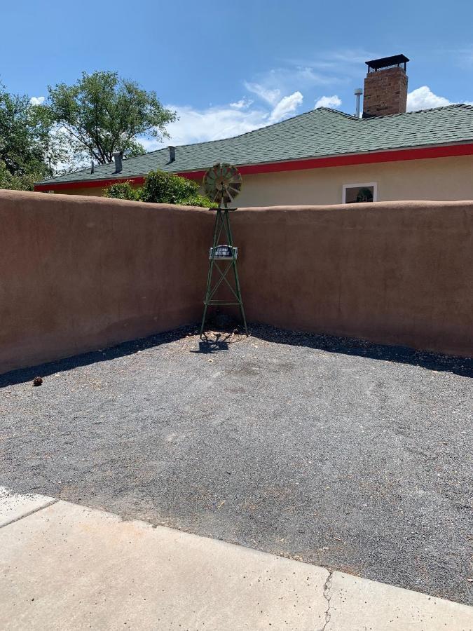 The Upper Room At Casa1022 Compound Albuquerque Exterior foto